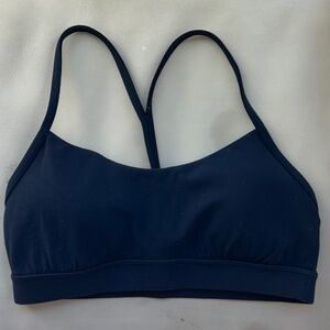 Lululemon Flow Y Bra Nulu *Light Support A-C cup in Navy